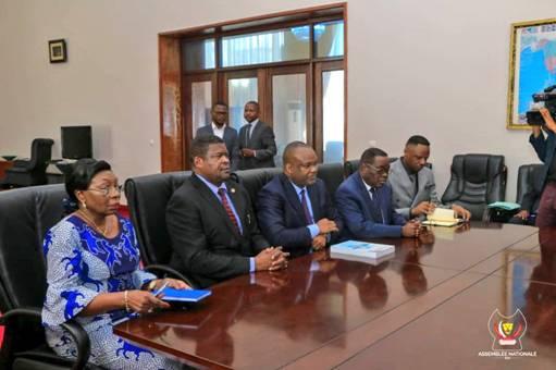 Au-delà de la non-tenue des élections locales… Assemblée nationale : Corneille Nangaa remet le rapport final du processus électoral