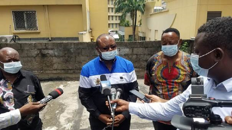 Offrant des kits de protection  Coronavirus : JED appelle  les  professionnels  des  médias à la prudence