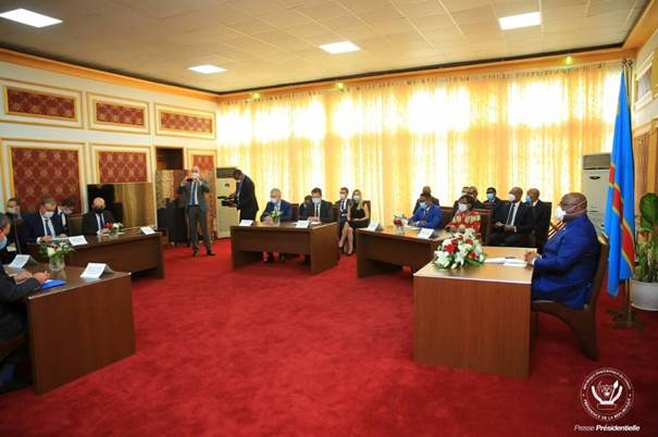 Arrivée de 40 tonnes de matériels  de soutien nutritionnel et médical Covid-19 : la RDC bénéficie d’un  « pont aérien humanitaire » de l’Union Européenne