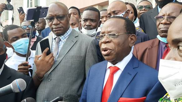 Bahati Lukwebo en tête  Sénat : le ticket de l’Union sacrée dépose sa liste