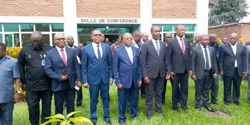 Constructions anarchiques et spoliation des immeubles de l’Etat Sud-Kivu : Pius Muabilu pour la fin de l’anarchie